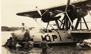 Everett Leavins Photographs Collection
